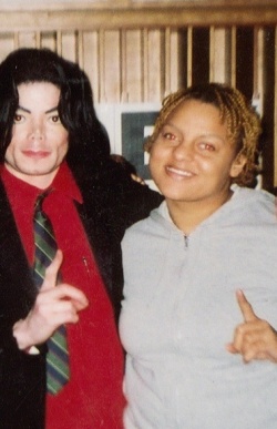 Marsha Ambrosius parle de Michael Jackson Mod_article2762128_1